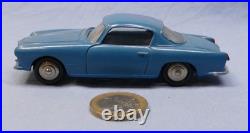 Dinky Toys France Originale 1/43 réf 24J Alfa Romeo 1900 Super Sprint coupé Dinky Toys France Originale 1/43 réf 24J Alfa Romeo 1900 Super Sprint coupé