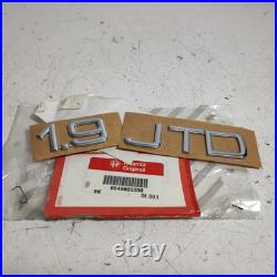 Logo Sigla Modèle''1.9 JTD 16V'' Alfa Romeo 147 Original 46805558