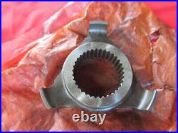 Original Alfa Romeo Alfetta Type 116 Hub pour Équipement 1a+2a 116001321802 Neu Original Alfa Romeo Alfetta Type 116 Hub pour Équipement 1a+2a 116001321802 Neu