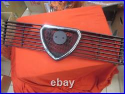 Original Alfa Romeo Giulietta Type 116 Dernière Série Grille Avant Neuve Original Alfa Romeo Giulietta Type 116 Dernière Série Grille Avant Neuve