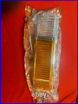 Original Alfa Romeo Gt Bertone 1300-2000 Clignotant avant Droit 10544650780501 Original Alfa Romeo Gt Bertone 1300-2000 Clignotant avant Droit 10544650780501