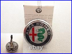 Orrnement Logo Armoirie Alfa Romeo Giulietta Arrière Original Avec Bouton Coffre Orrnement Logo Armoirie Alfa Romeo Giulietta Arrière Original Avec Bouton Coffre