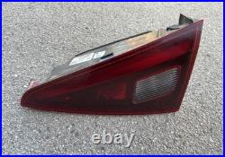 STOP Feu Arrière De Hayon ALFA ROMEO GIULIA Droit ORIGINALE D'Occasion STOP Feu Arrière De Hayon ALFA ROMEO GIULIA Droit ORIGINALE D'Occasion